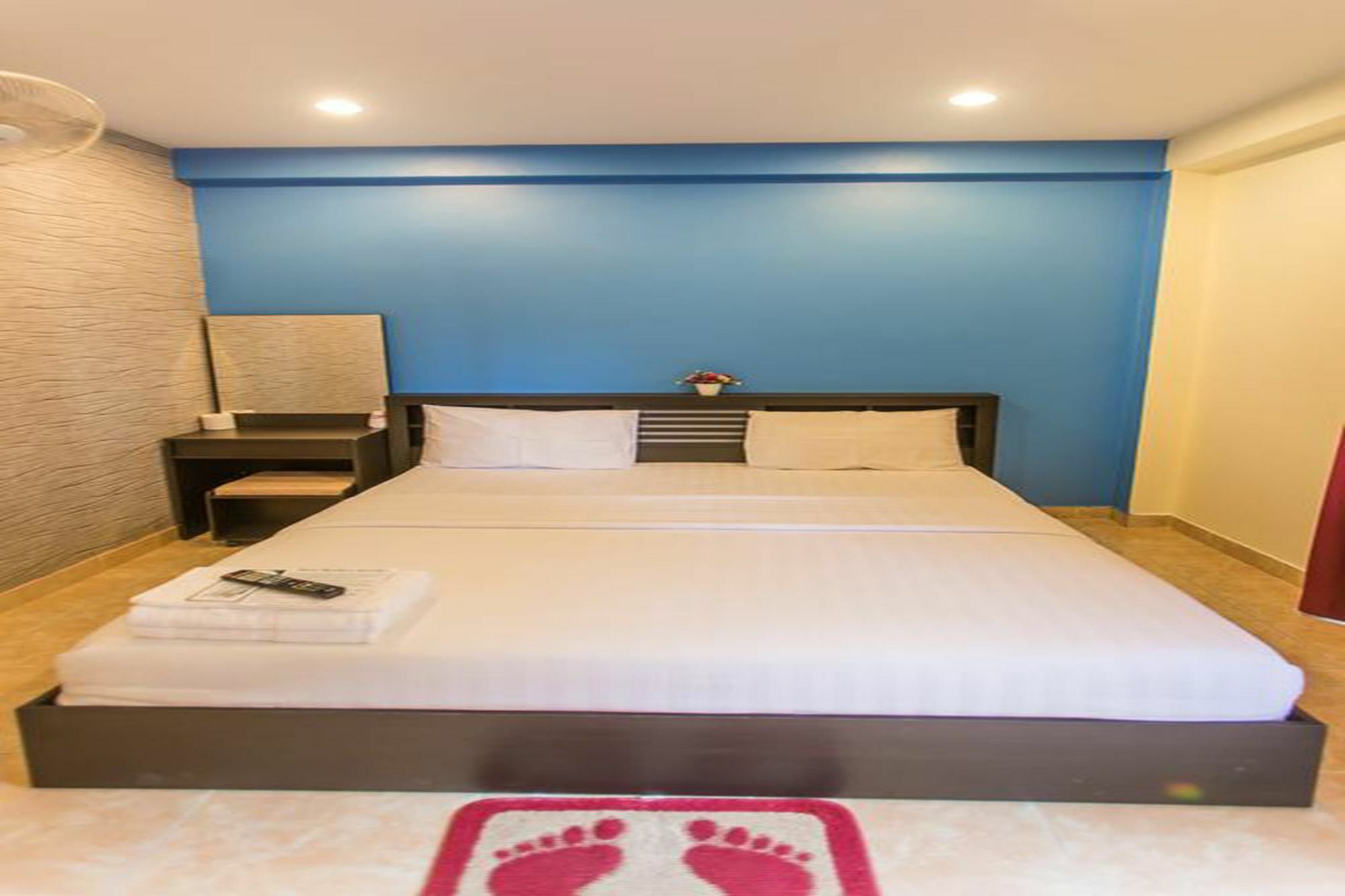 Hotel Retox Game On Pattaya Esterno foto